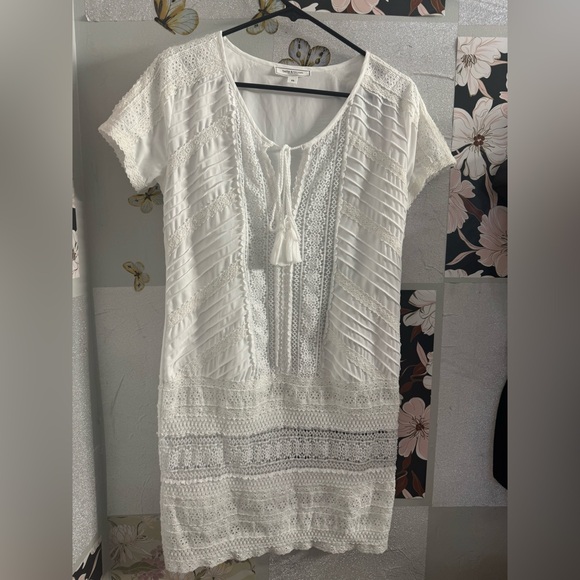 Elegant Belle & Bloom Dress - Picture 5 of 8